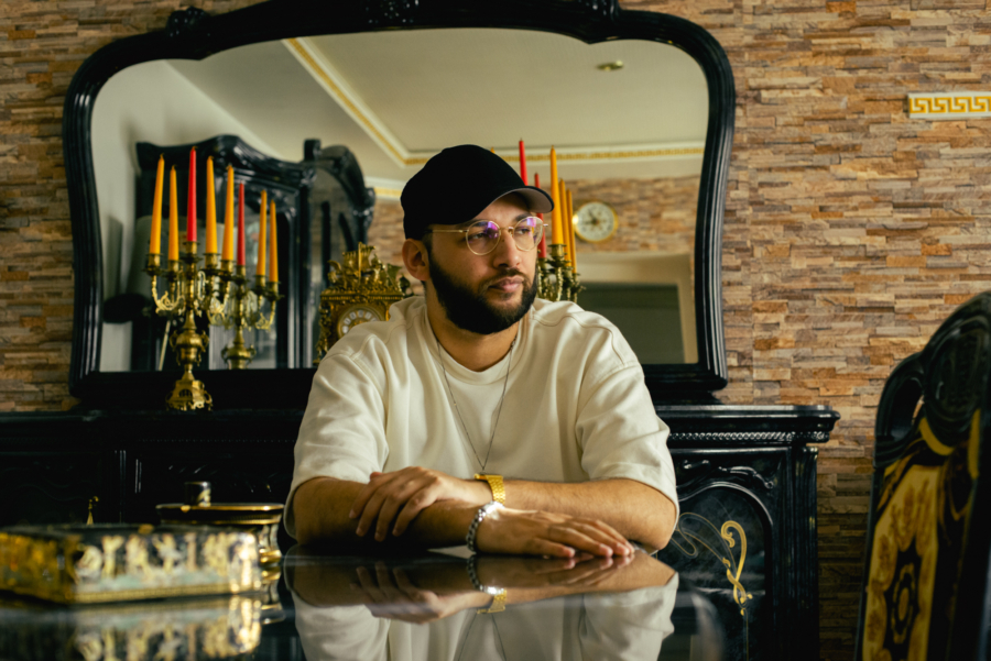 NIK DEAN by Daniel Shaked 2022-9019