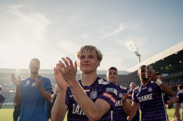 FK-AUSTRIA-WIEN-SAISON-FINISH-22-by-Daniel-Shaked-2022-6549.jpg